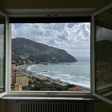Apartamento Ocean View Flat With Wi-Fi, Ac And Elevator To Town Levanto Exterior foto